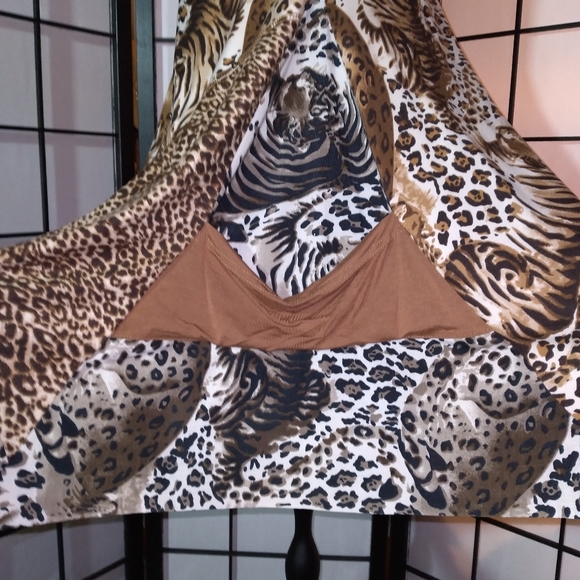 32A. Méchant Geometric Patchwork Dress - Picture 11 of 17